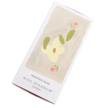 Daisy theme bamboo socks in a matchbox style gift box