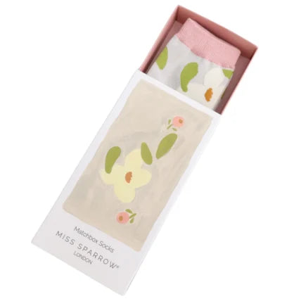 Daisy theme bamboo socks in a matchbox style gift box