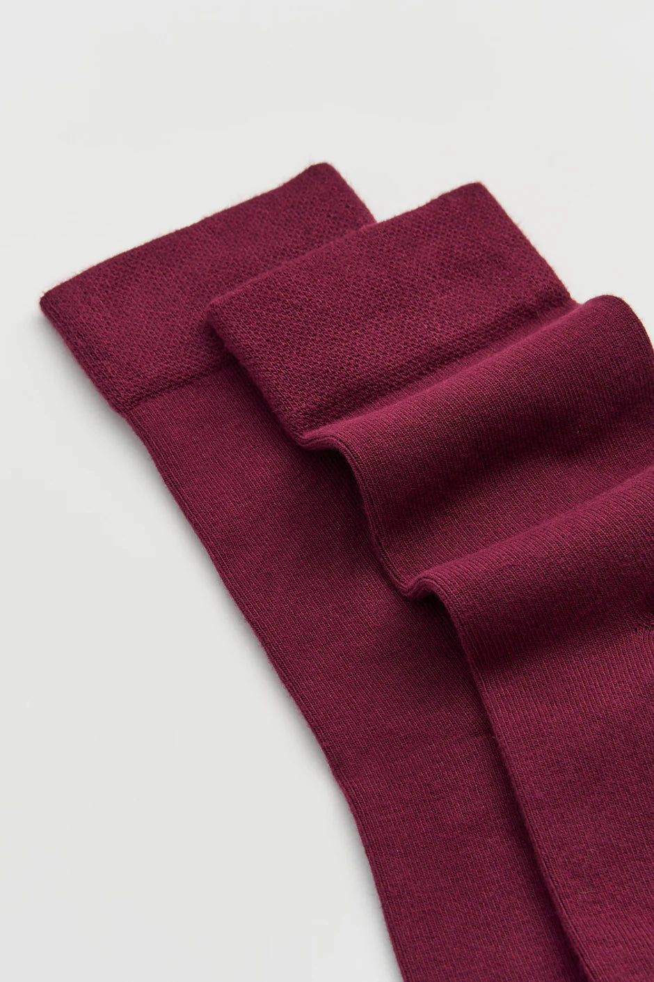 burgundy bamboo socks by Pairs Scotland