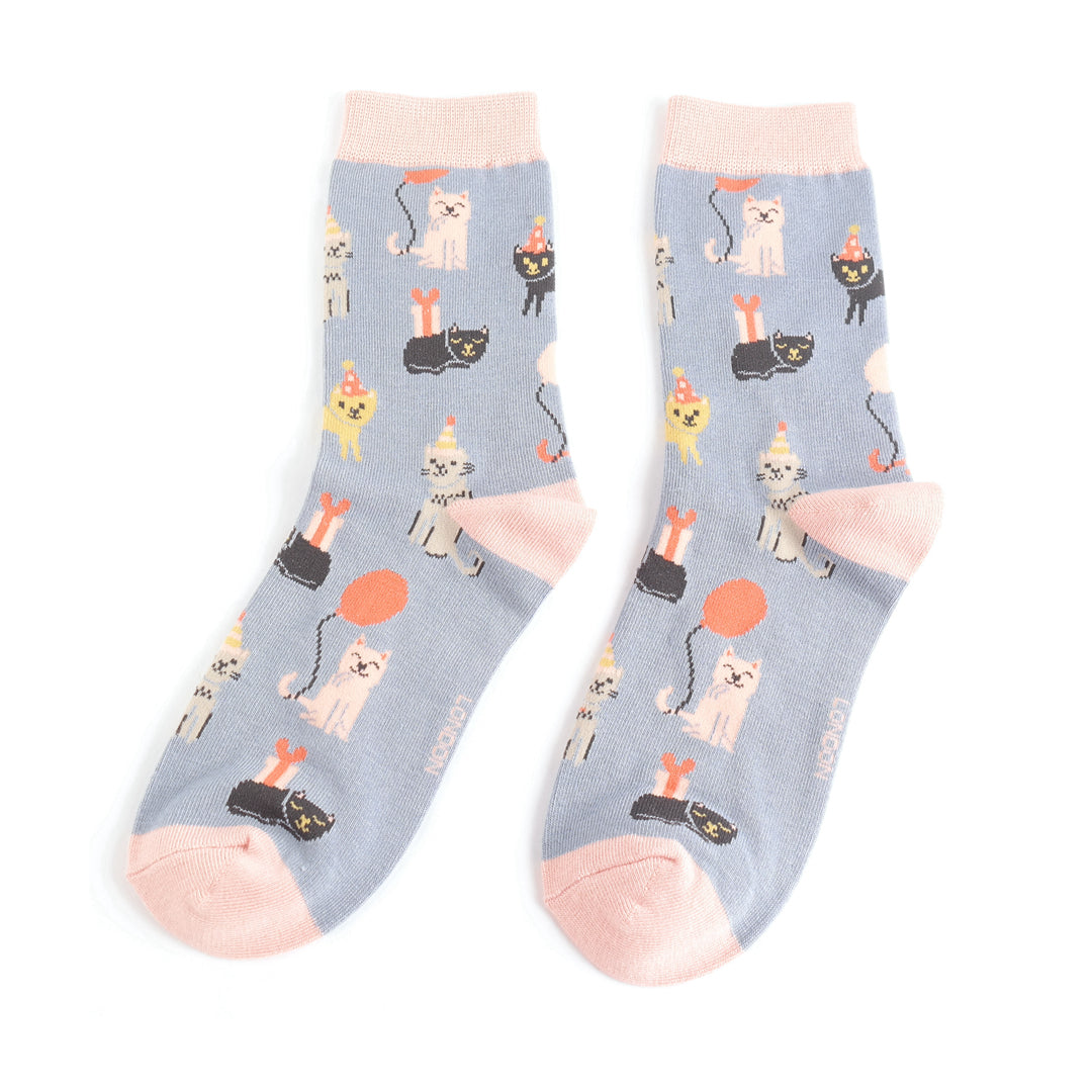 bamboo socks with cat design