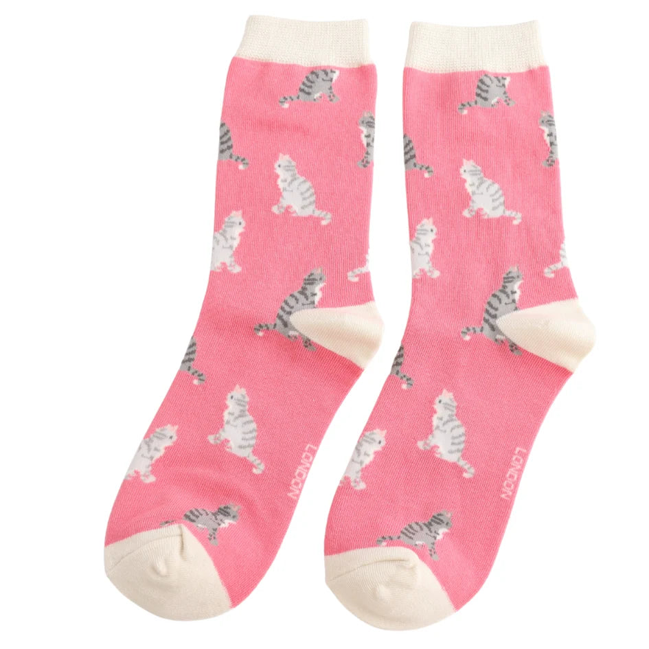 bamboo socks with cat theme