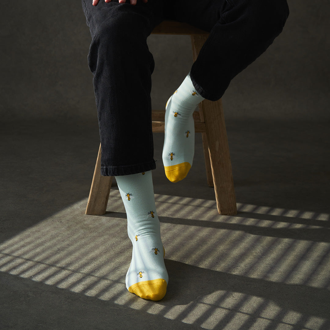 Bamboo socks with a bee print by Kosi