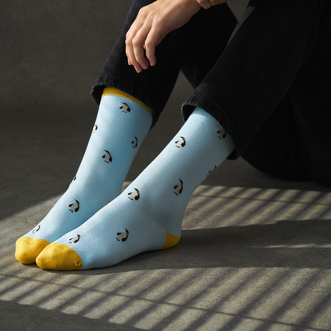 Bamboo socks with a penguin print by Kosi