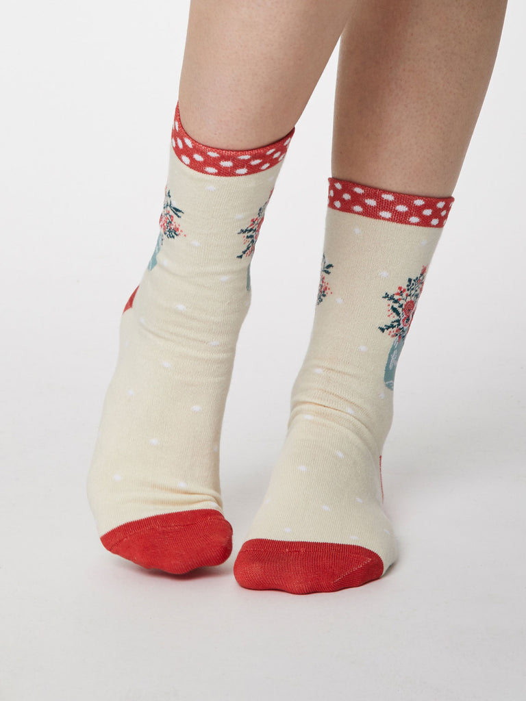 Flora Bamboo Flower Socks in Cream by Thought, Size 4-7-bamboofeet